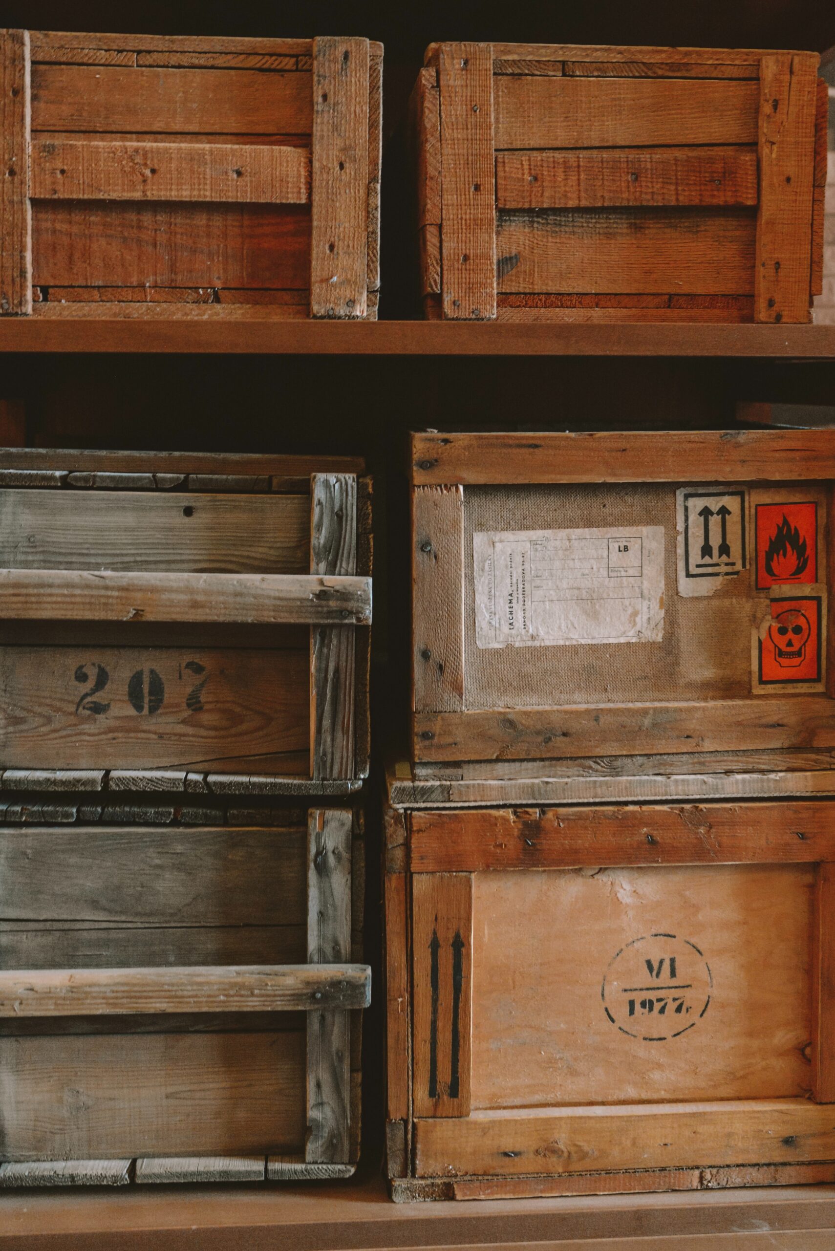 DUBAI WOODEN BOXES
